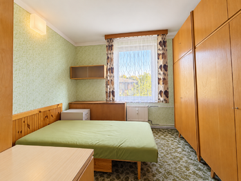 Pokoj č. 2 - Prodej bytu 4+1 v osobním vlastnictví 76 m², Benátky nad Jizerou