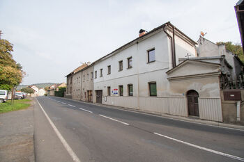Prodej domu 235 m², Velké Žernoseky
