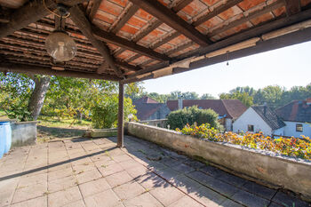 Prodej domu 235 m², Velké Žernoseky
