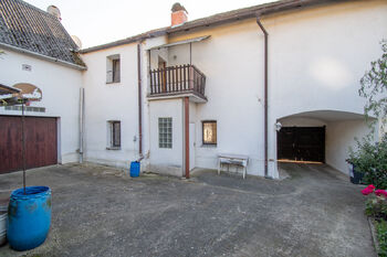 Prodej domu 235 m², Velké Žernoseky