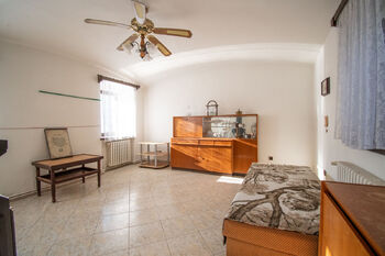 Prodej domu 235 m², Velké Žernoseky