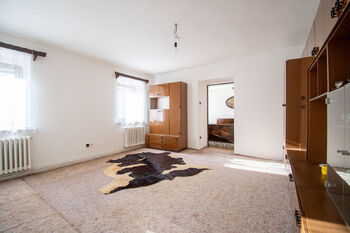 Prodej domu 235 m², Velké Žernoseky