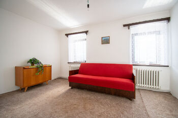 Prodej domu 235 m², Velké Žernoseky