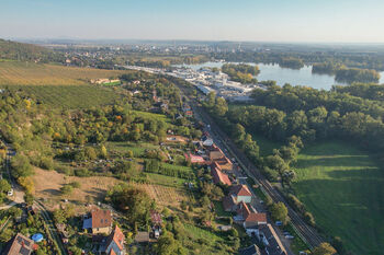 Prodej domu 235 m², Velké Žernoseky