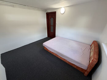 Pronájem domu 182 m², Pelhřimov