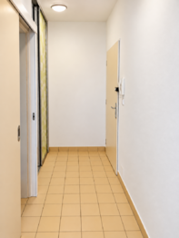 Pronájem bytu 1+kk v osobním vlastnictví 40 m², Praha 9 - Hostavice