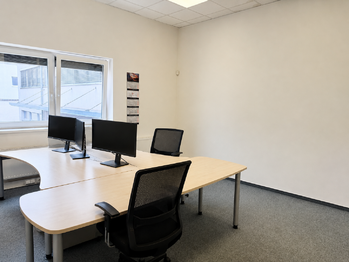 Pronájem kancelářských prostor 229 m², Brno