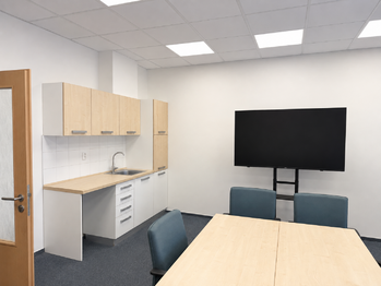 Pronájem kancelářských prostor 229 m², Brno
