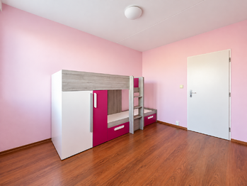 Prodej bytu 3+1 v osobním vlastnictví 70 m², Praha 10 - Horní Měcholupy