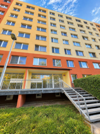 Prodej bytu 3+1 v osobním vlastnictví 70 m², Praha 10 - Horní Měcholupy