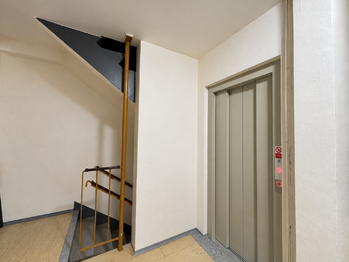 Prodej bytu 3+1 v osobním vlastnictví 70 m², Praha 10 - Horní Měcholupy