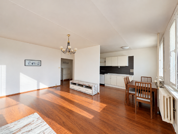 Prodej bytu 3+1 v osobním vlastnictví 70 m², Praha 10 - Horní Měcholupy