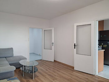 Pronájem bytu 3+1 v družstevním vlastnictví 72 m², Praha 4 - Modřany