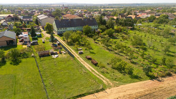 Prodej pozemku 892 m², Hrádek