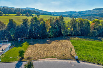 Prodej pozemku 993 m², Dlouhý Most