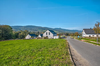 Prodej pozemku 993 m², Dlouhý Most