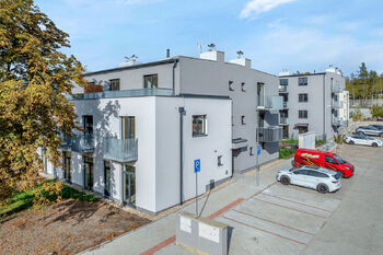 Pronájem bytu 1+kk v osobním vlastnictví 25 m², Milovice