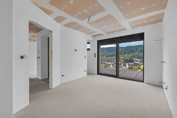 ložnice s terasou III.NP - Prodej domu 306 m², Ústí nad Orlicí