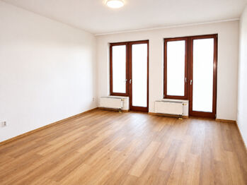 Pronájem bytu 1+kk v osobním vlastnictví 36 m², Praha 10 - Strašnice