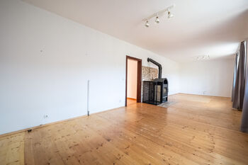 Prodej domu 200 m², Křtiny