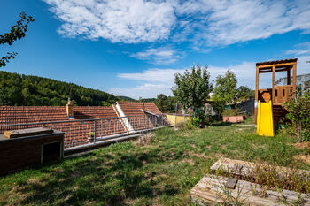 Prodej domu 200 m², Křtiny