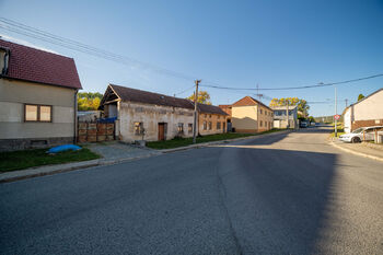 Prodej pozemku 8189 m², Vyškov