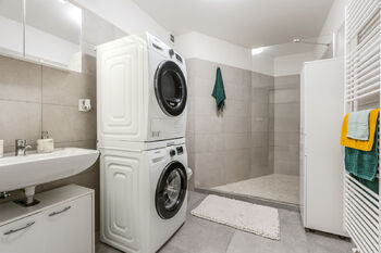 Prodej bytu 2+kk v osobním vlastnictví 45 m², Hostivice