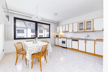 2NP Kuchyně - Prodej domu 298 m², Brno