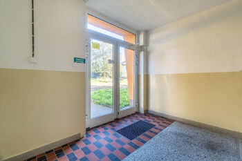 Prodej bytu 2+1 v osobním vlastnictví 62 m², Praha 4 - Kamýk