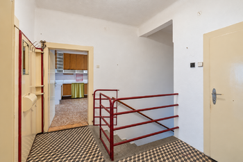 Prodej domu 240 m², Polička