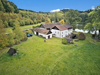 Prodej zemědělského objektu 800 m², Pelhřimov