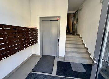 Pronájem bytu 1+1 v osobním vlastnictví 36 m², Praha 4 - Krč