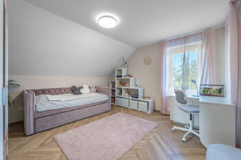 Prodej domu 300 m², Praha 6 - Nebušice