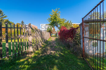 Prodej pozemku 462 m², Plzeň