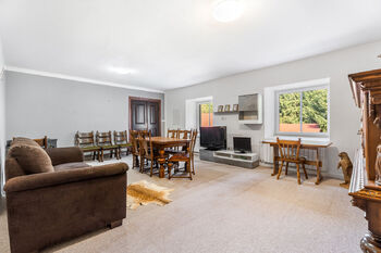 Prodej domu 380 m², Dubá