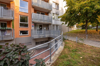 Pronájem bytu 1+kk v osobním vlastnictví 45 m², Praha 10 - Záběhlice