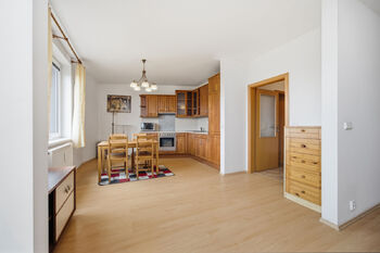 Pronájem bytu 1+kk v osobním vlastnictví 45 m², Praha 10 - Záběhlice