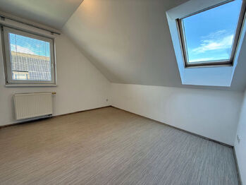 Pokoj pro hosty - Prodej domu 160 m², Třemošná