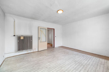 Prodej domu 88 m², Neslovice