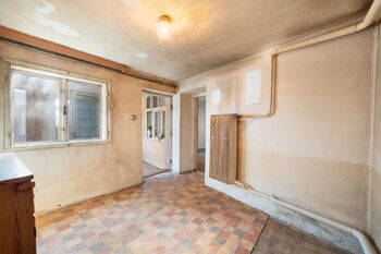 Prodej domu 88 m², Neslovice