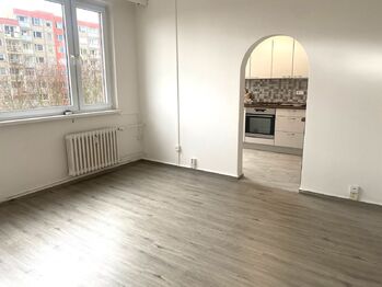 Pronájem bytu 2+1 v osobním vlastnictví 45 m², Praha 5 - Hlubočepy