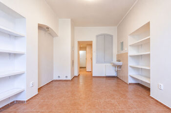 Prodej domu 330 m², Sklené nad Oslavou