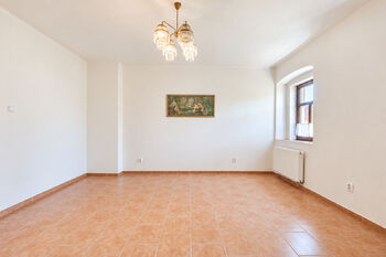 Prodej domu 330 m², Sklené nad Oslavou