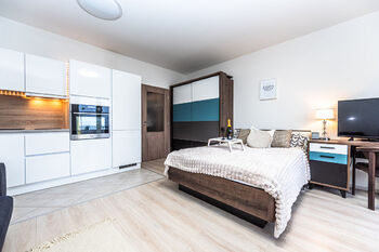 Pronájem bytu 1+kk v osobním vlastnictví 33 m², Praha 9 - Kyje