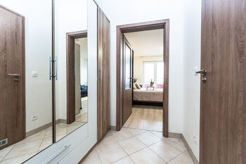 Pronájem bytu 1+kk v osobním vlastnictví 33 m², Praha 9 - Kyje