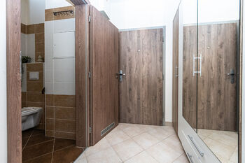 Pronájem bytu 1+kk v osobním vlastnictví 33 m², Praha 9 - Kyje