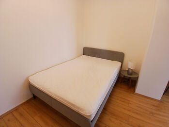 Pronájem bytu 1+1 v osobním vlastnictví 41 m², Lovosice