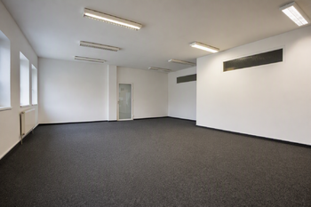Pronájem kancelářských prostor 1100 m², Ostrava