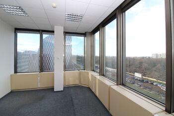 Pronájem kancelářských prostor 42 m², Praha 3 - Vinohrady