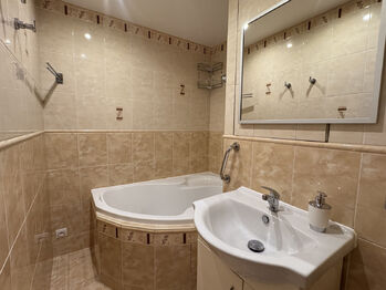 Pronájem bytu 2+1 v osobním vlastnictví 67 m², Praha 4 - Kamýk